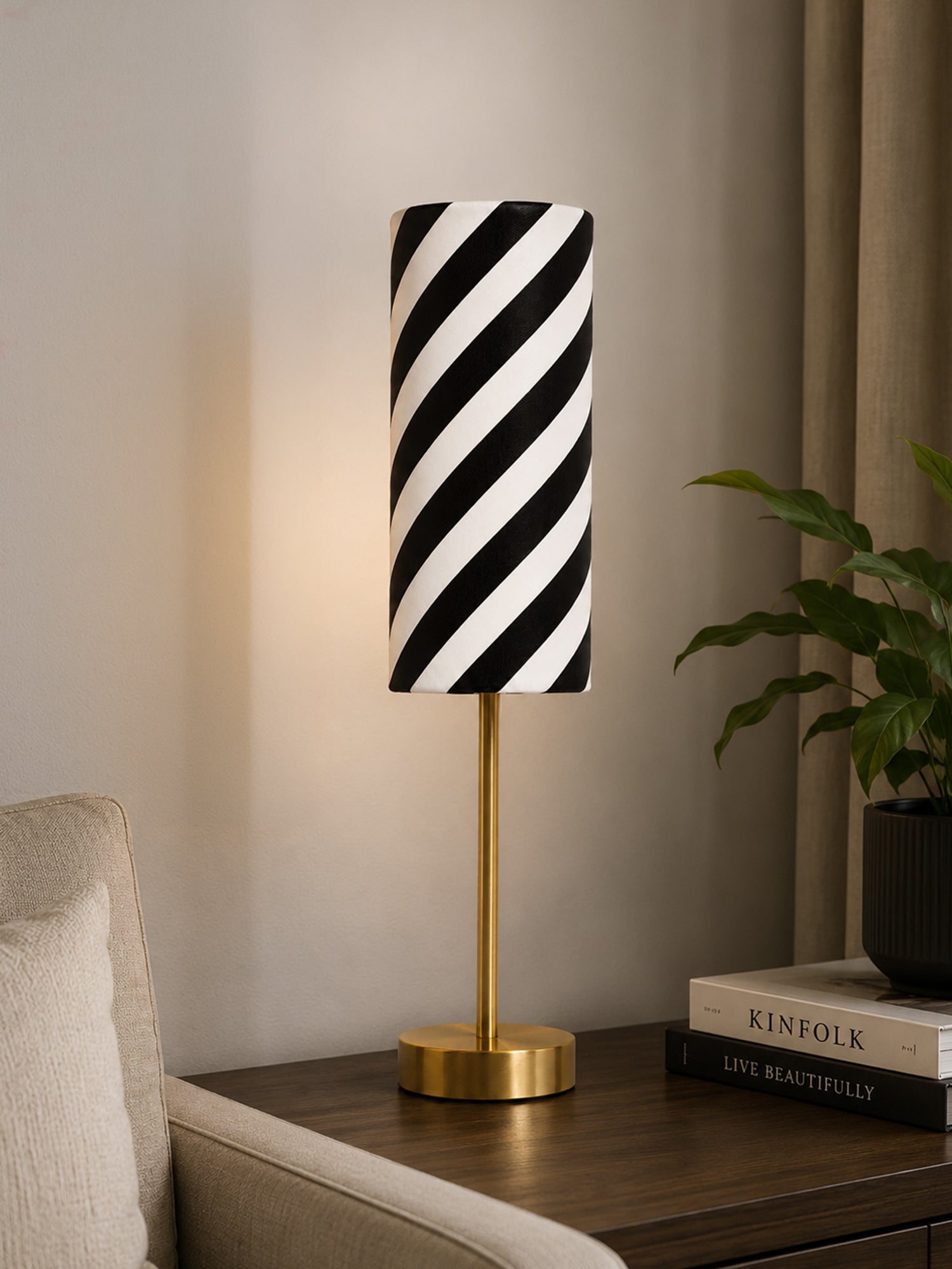 Oblique Stripe Column on Poise Stand