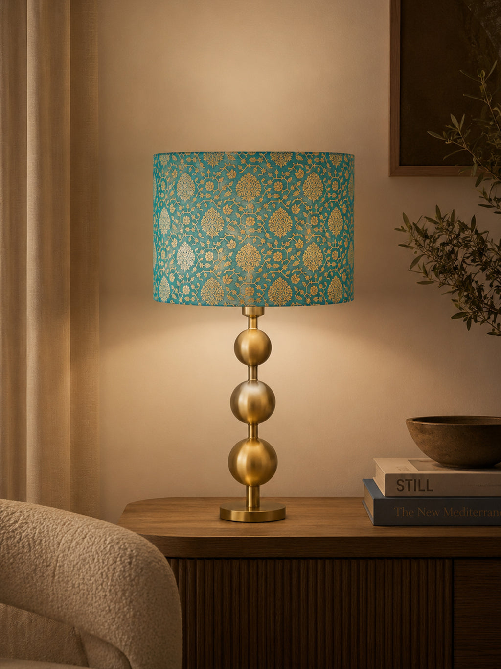 Peacock Bloom Shade on Éclat Stand
